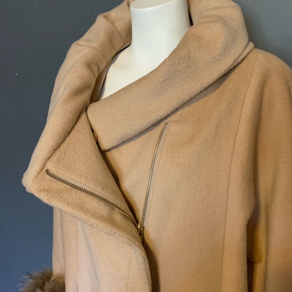 Camel coat - Picture 3 of 5